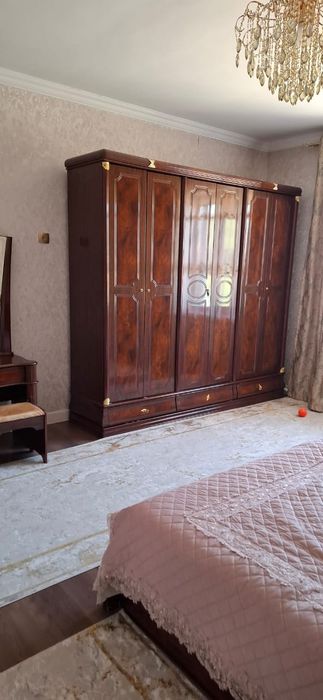 Продаю 2-х спальный гарнитур