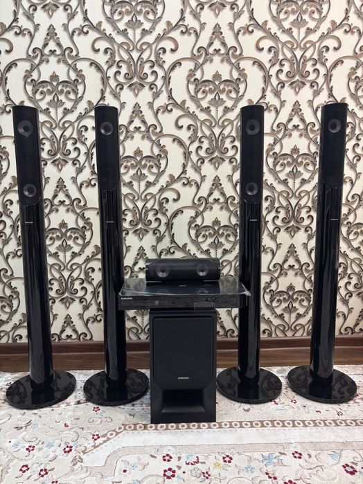 Samsung HT-J5550 домашний кинотеатр