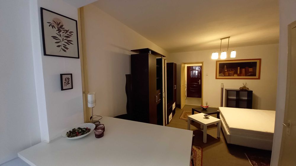 Închiriere garsonieră