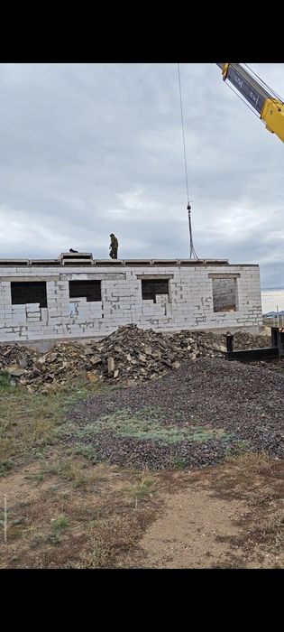 Продается дом не достроенный