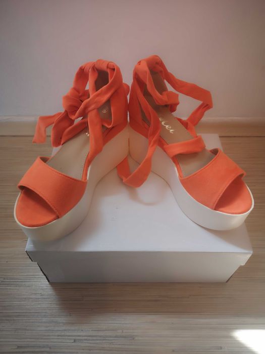 Дамски обувки различни модели