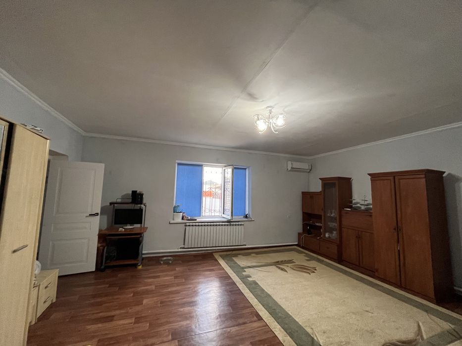 Дом и времянка в Арай