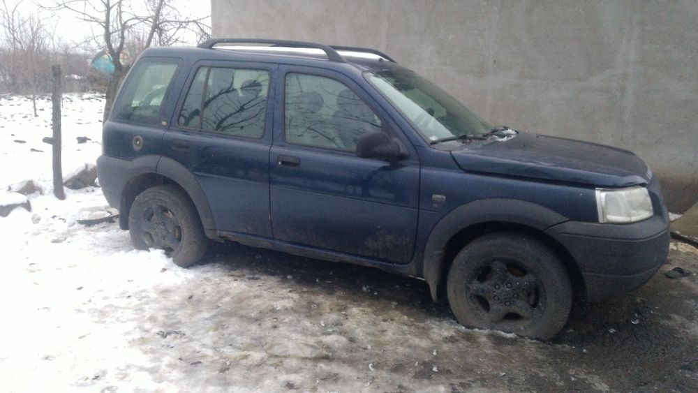 Land rover ferarul de vânzare în treaga sau la pese