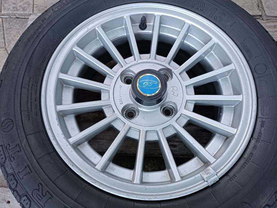 Ретро джанти 13ки 4х100 + гуми 185/60/13 Semperit