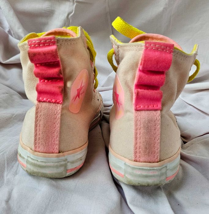 Детски кецове CONVERSE. Размер 31,5  19см