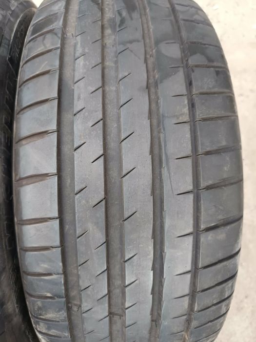 225/45/19 2броя Michelin PilotSport⁴.Гумите са в перфектно състояние,б