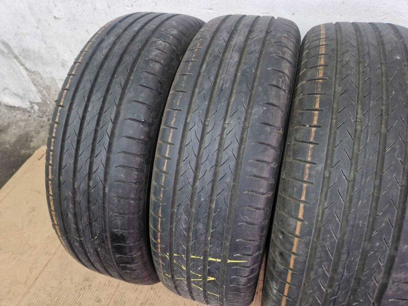 4 Continental R17 215/60/ 
летни гуми 
DOT0423