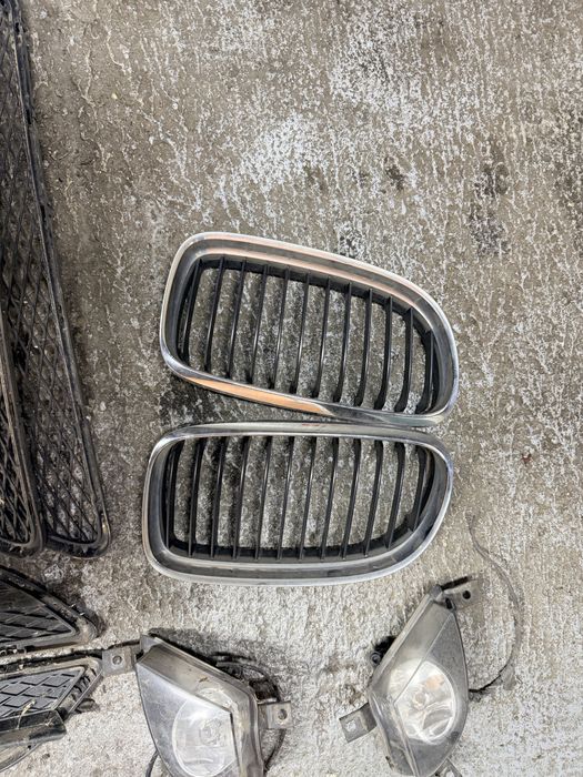 Grila bara fata bmw e90 e91 lci proiector bmw e90 e91 lci