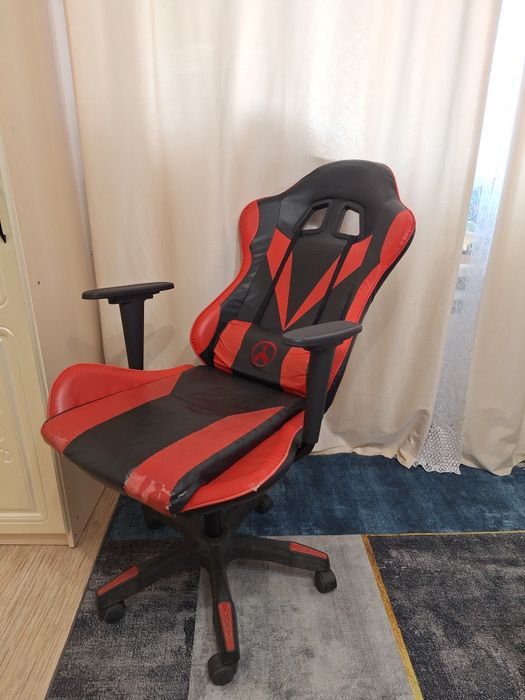 Игровые кресло срочно 10.000