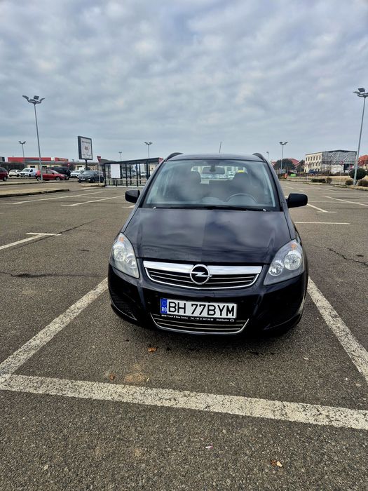 Opel Zafira 2011  7 locuri individuale / consum redus / taxe mci