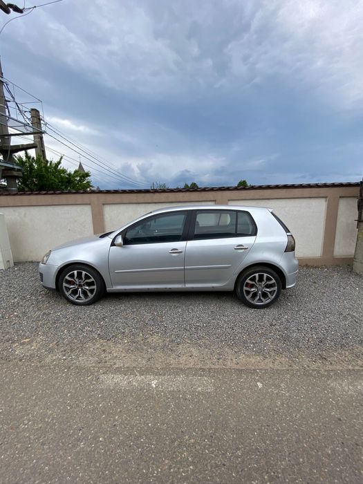 Volkswagen Golf 5 GT climatronic, navigație