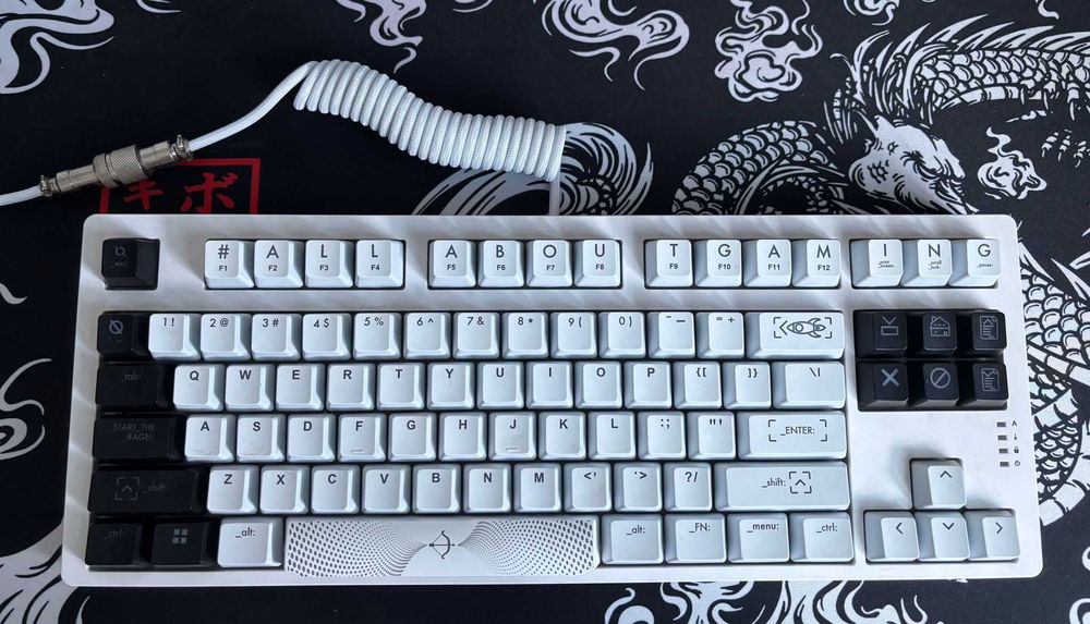 Tastatura Gaming AQIRYS Aludra TKL White Mecanica, stare foarte buna