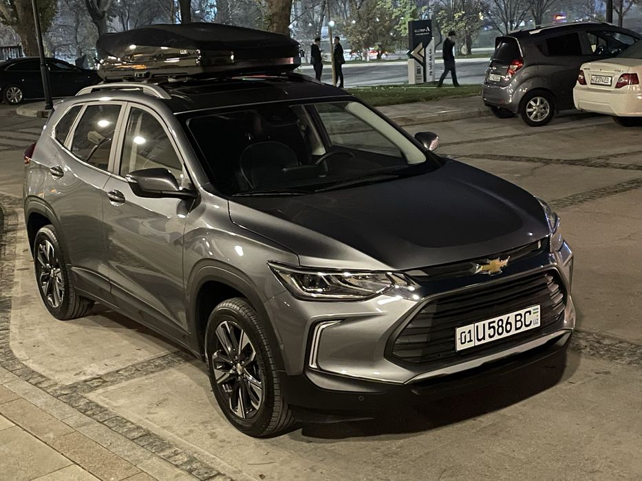 Продаю Chevrolet Tracker 2 Premier, 2023 год