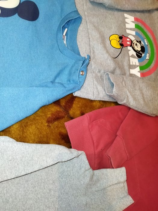 Продам детские вещи