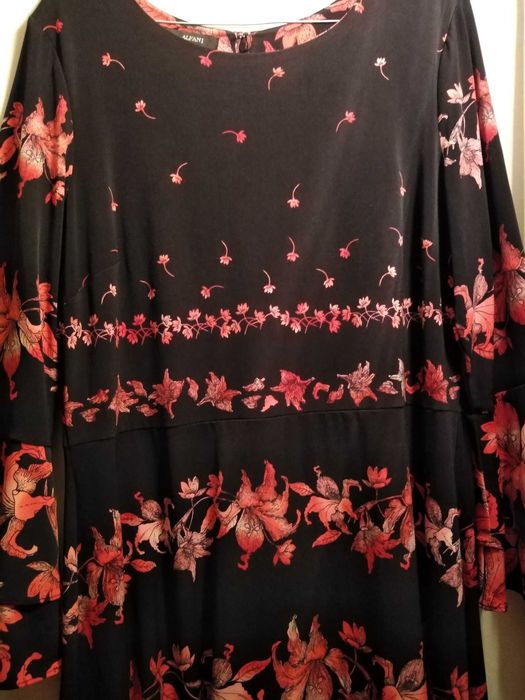 Rochie cu model floral