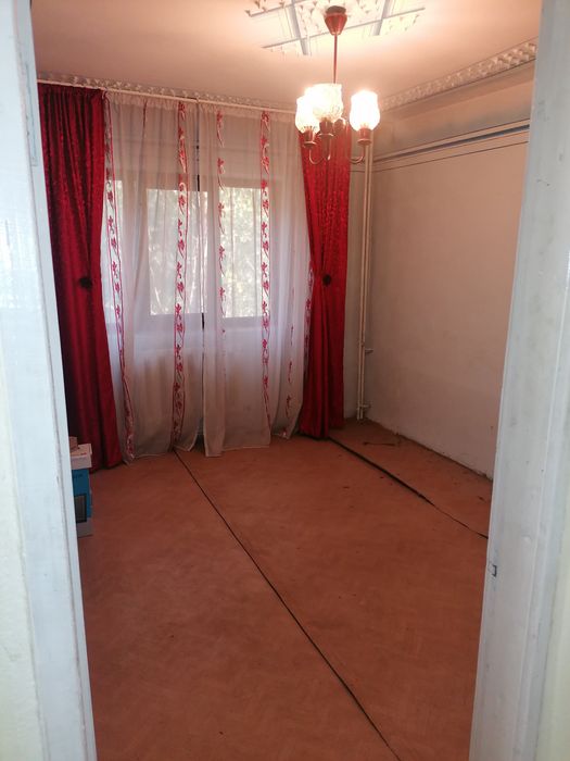 Apartament cu 3 camere