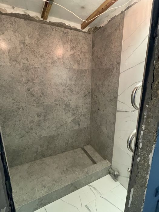 Кафельщик плиточник