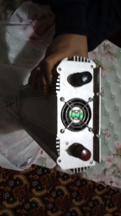 Юпс  yups сотилади  холати янги ишлаши зур 3кв комплект симларихам бор