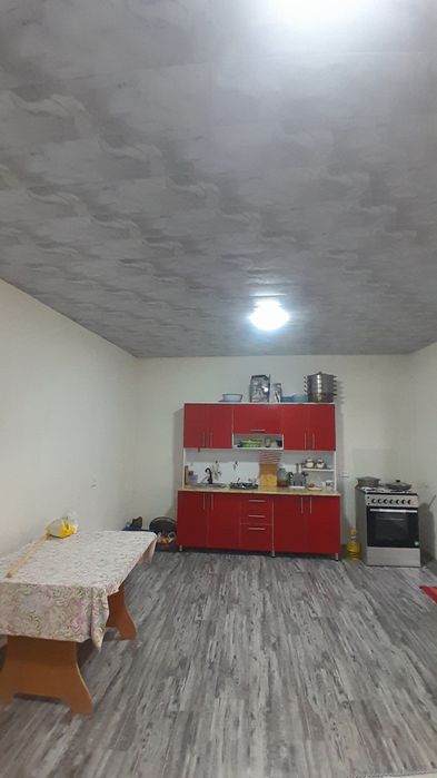 Xovli sotiladi karmana eski shaxar