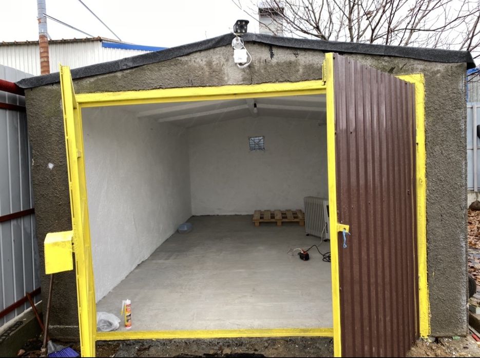 Ofer spatiu de inchiriat pentru depozitare