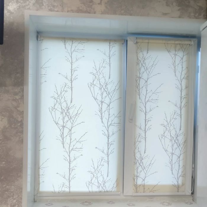 Ролл штор, Жалюзи