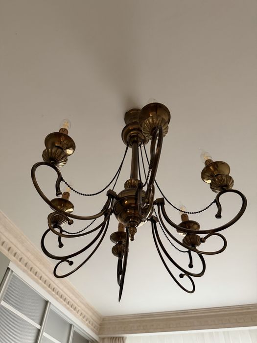 Светильник на потолок