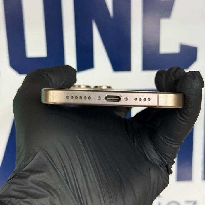 iPhone 16 Pro Max desert NASIYA BOR