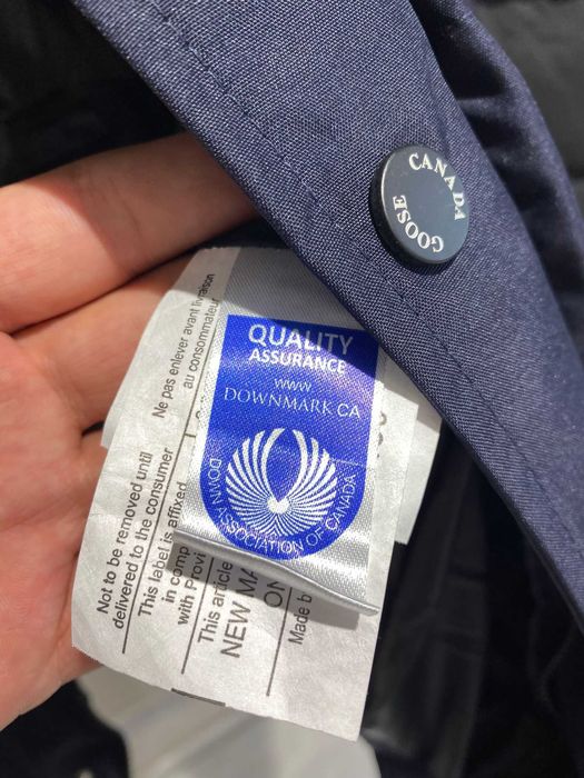 Мъжки елек пухенка,грейка CANADA GOOSE последни размери