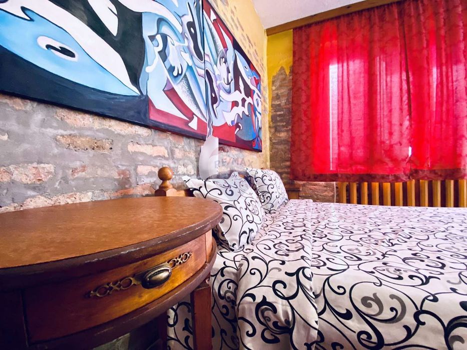 Бизнес имот - къща в артистичен стил, гр.Балчик