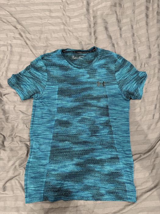 НОВИ ТЕНИСКИ ОРГИНАЛНИ Esentials , UNDERARMOUR