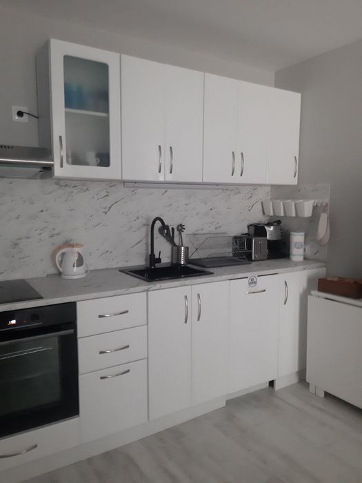 Дава се под наем Двустаен апартамент в Варна, Център - 70 кв.м за 600 € - Снимка #2