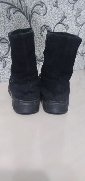 Продам подростковые полуботинки