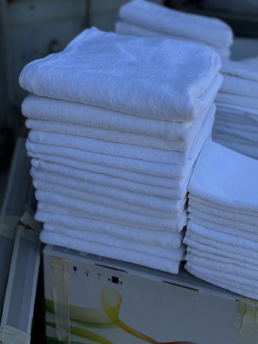 Полотенца б/у в отл сост