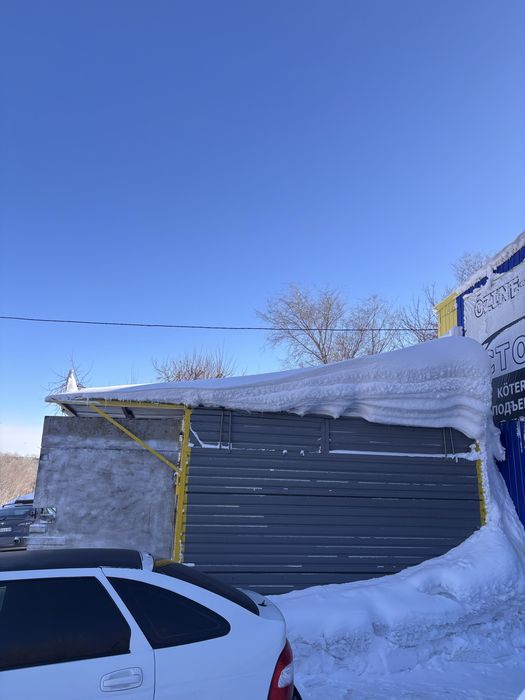 Продам контейнер , бутка