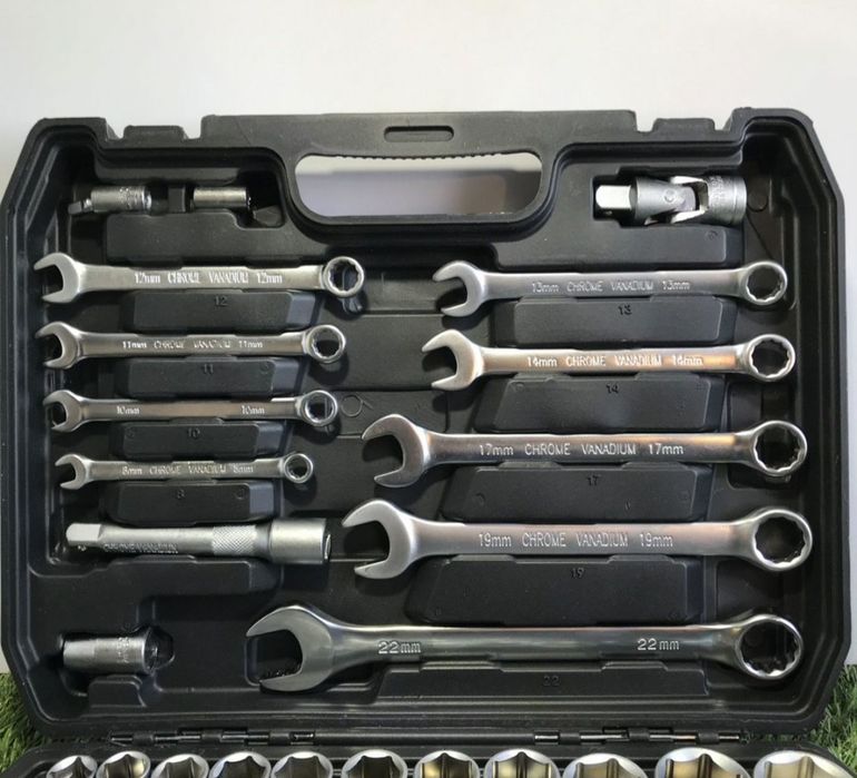 Набор инструментов [ 82 предмета ]