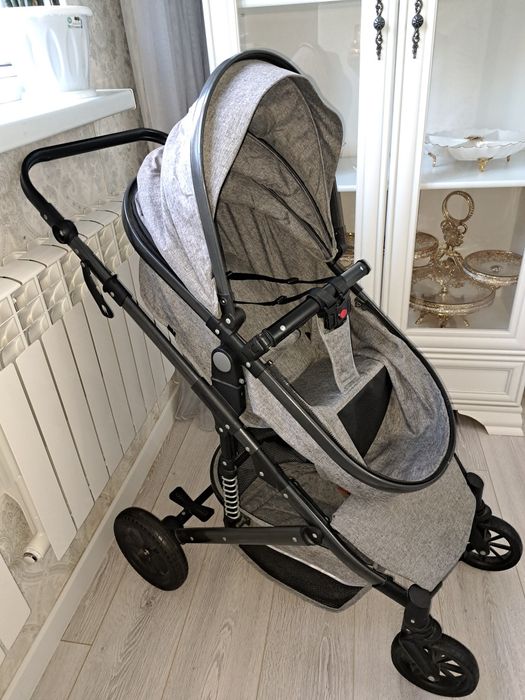 Продам детскую коляску