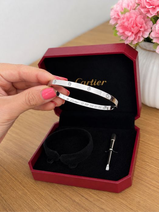 Inspired by Cartier Love – Дамска сребърна гривна с цирконии + луксозна кутия