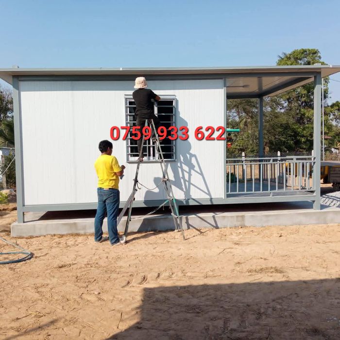 Vindem containere modulare