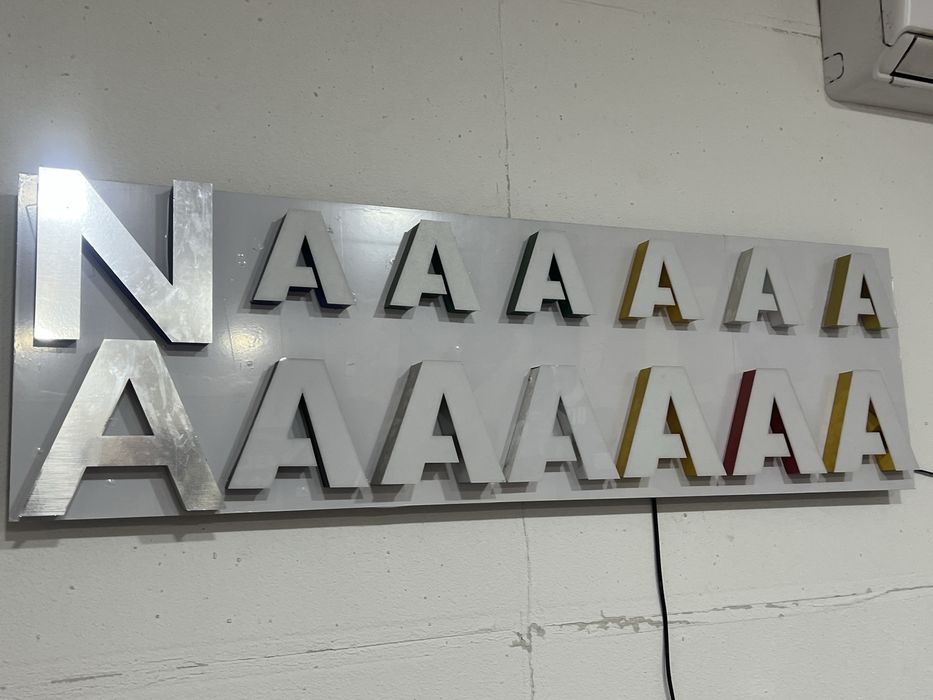 Объемные световые буквы по 6300 за сантиметр