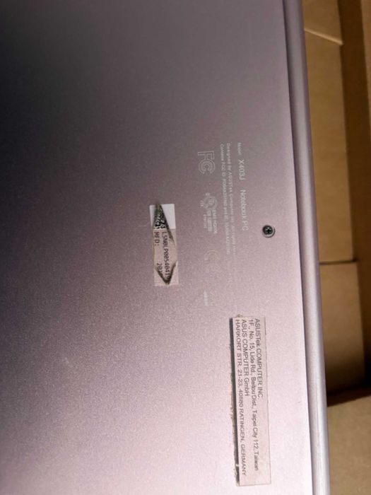Laptop ASUS VivoBook 14 – Rose Gold - Windows 11 instalat