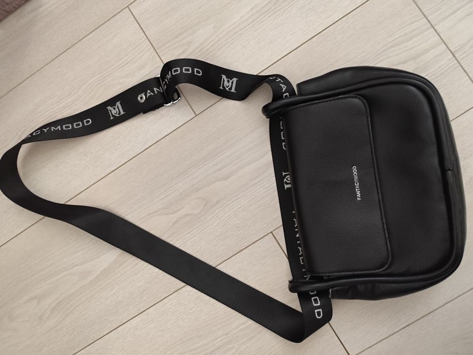 Дамски чанти през рамо