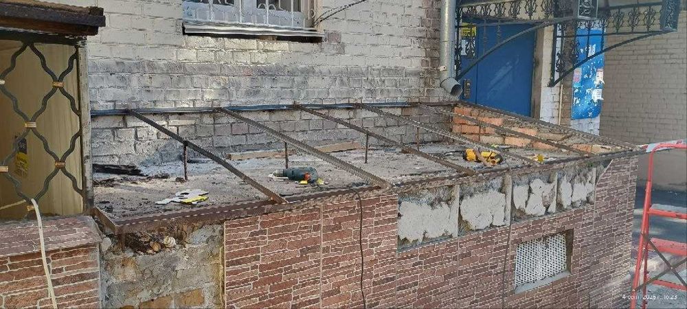 Reparații și Montaj Acoperișuri în București | Meșter cu Experiență