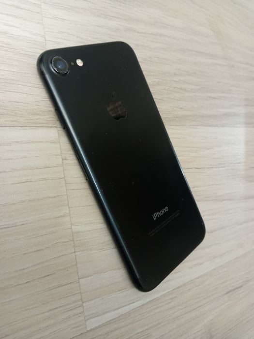 iPhone 7 128 Холати яхши