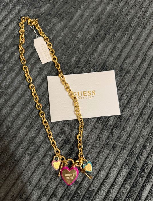 Колие guess all you need is love