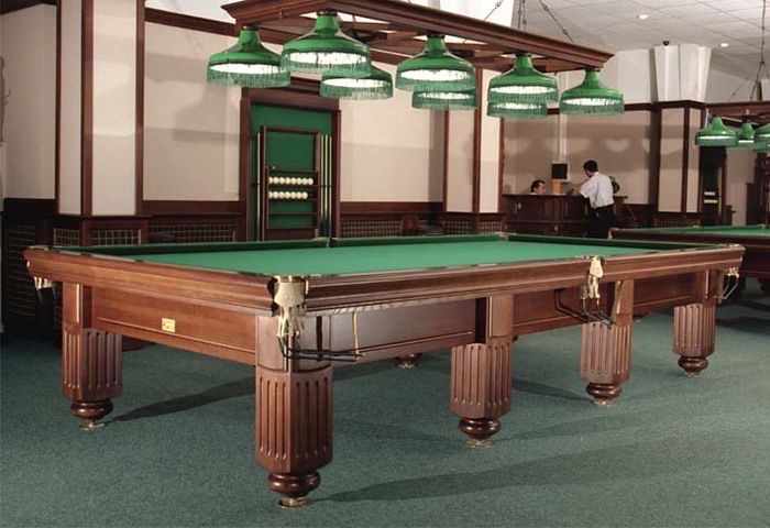 Kamplekt 1900$ bilyart stol