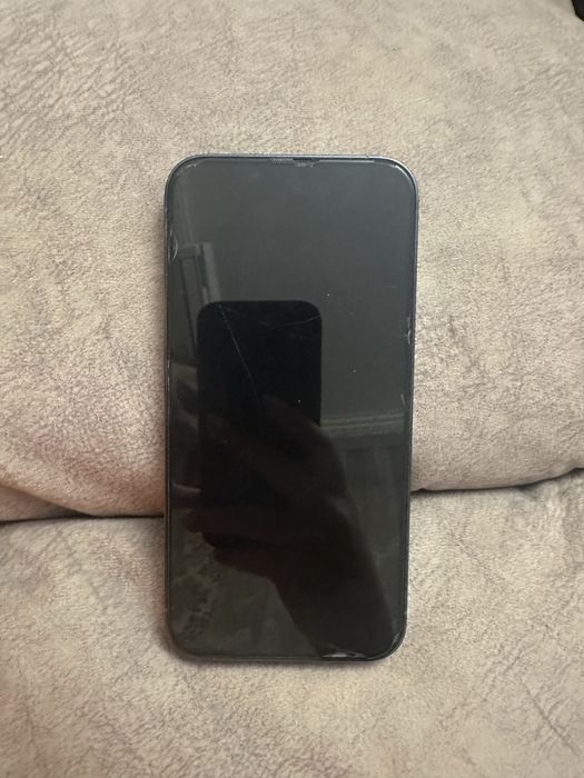 iPhone 13 pro,256 гб