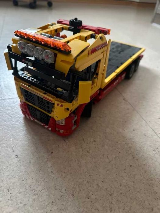 Lego Technic 8109 : Flatbed Truck