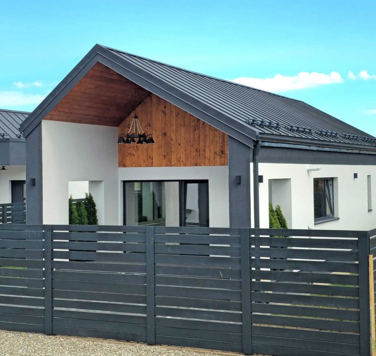 Casa Moderna Stil Nordic, 3 Camere pe Parter, Living Generos, Terasa Acoperita si Curte Proprie - Cartier Izvor - Brasov