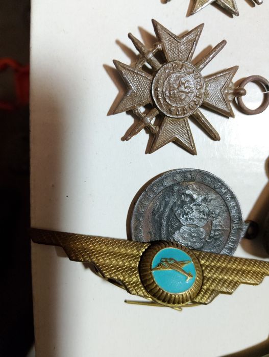 Продавам медал за храброст