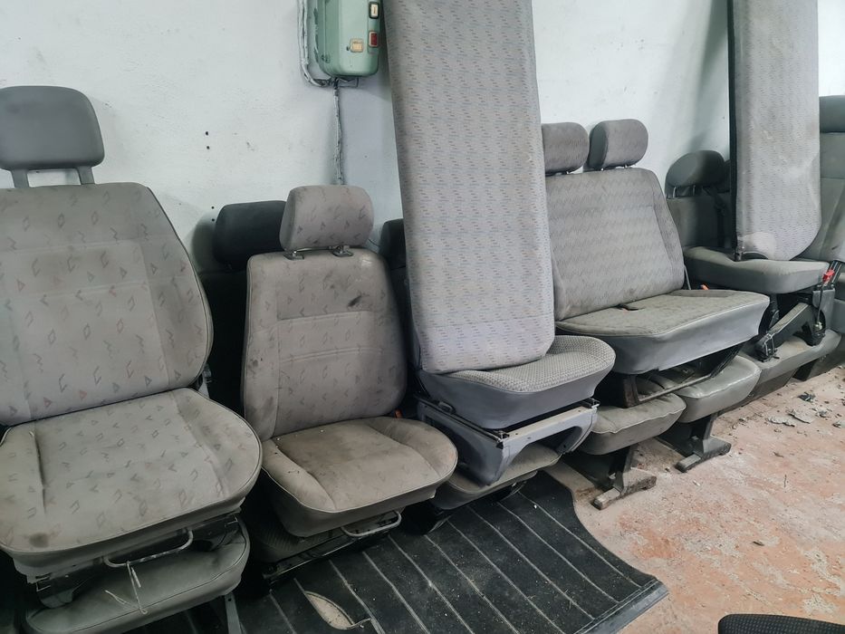 Сиденья для легковых авто